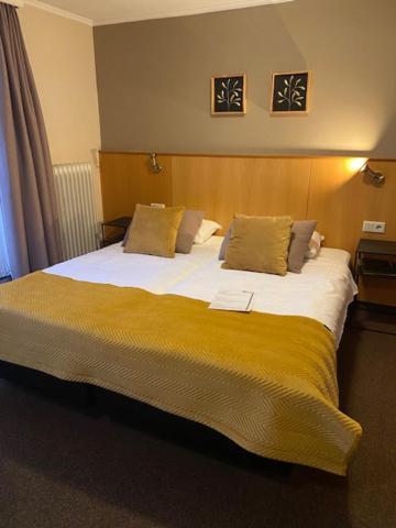 Hotel Het Anker Heythuysen Extérieur photo